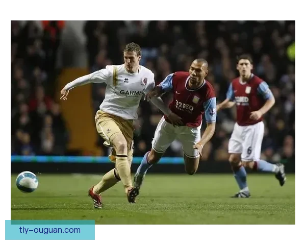 争议判罚纽卡维拉主裁停哨一轮 争议判罚纽卡维拉主裁停哨一轮